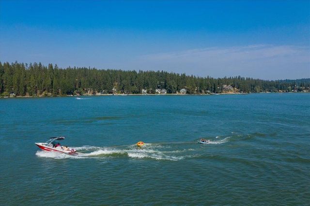 22817 E MORRIS Rd, Newman Lake, WA 99025