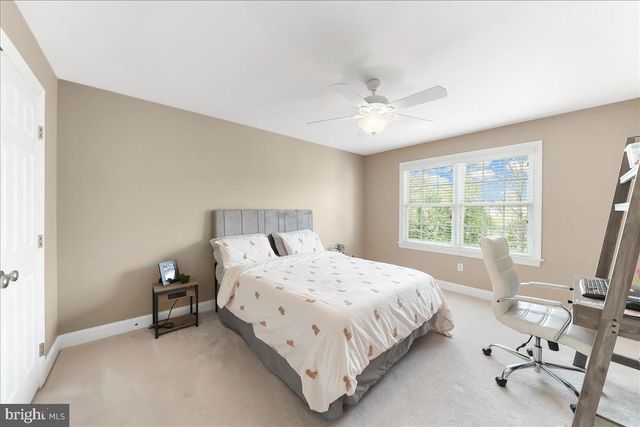 134 PORTMARNOCK DR, Avondale, PA 19311