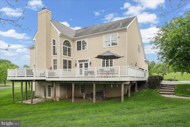 134 PORTMARNOCK DR, Avondale, PA 19311