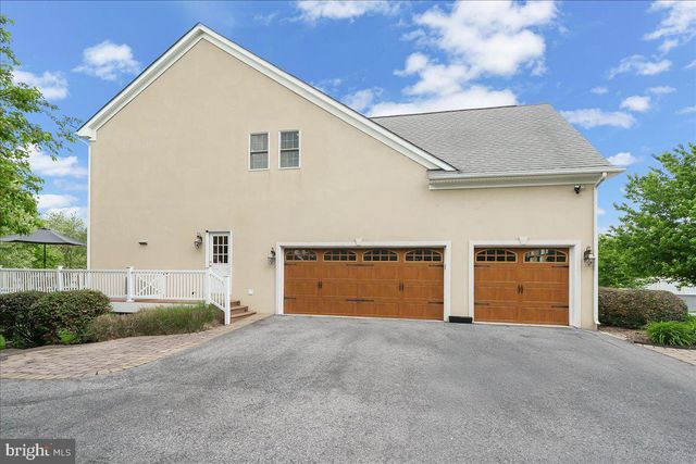 134 PORTMARNOCK DR, Avondale, PA 19311