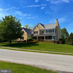134 PORTMARNOCK DR, Avondale, PA 19311