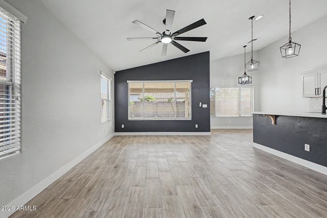 723 W DOUGLAS Avenue, Gilbert, AZ 85233