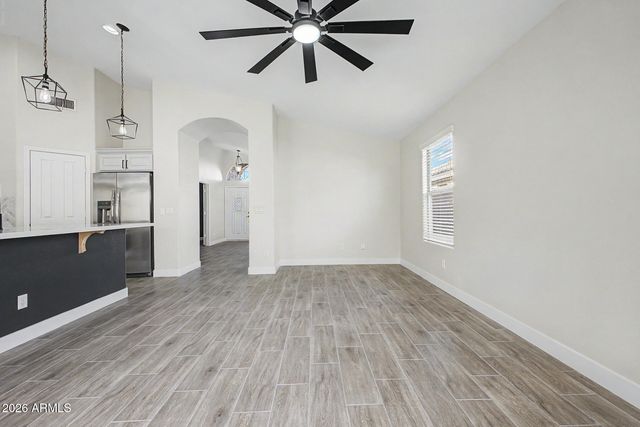 723 W DOUGLAS Avenue, Gilbert, AZ 85233