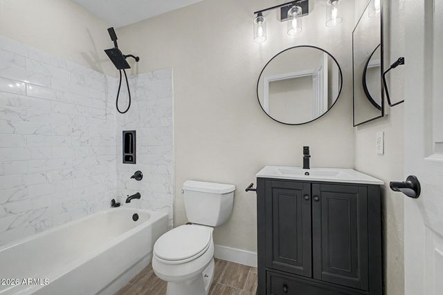 723 W DOUGLAS Avenue, Gilbert, AZ 85233