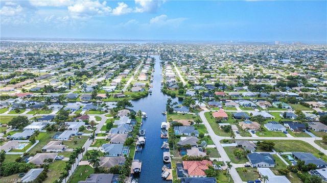 4116 SW 1st PL, Cape Coral, FL 33914