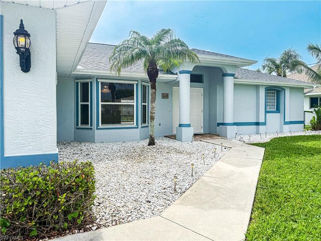 4116 SW 1st PL, Cape Coral, FL 33914