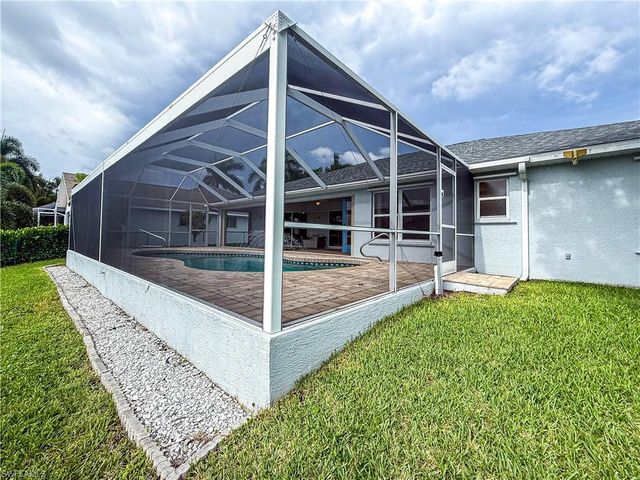 4116 SW 1st PL, Cape Coral, FL 33914