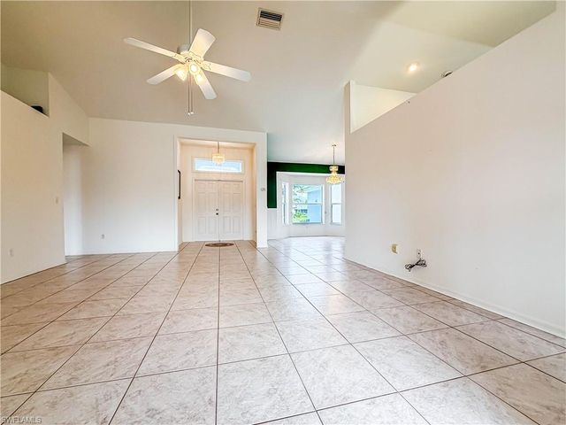 4116 SW 1st PL, Cape Coral, FL 33914