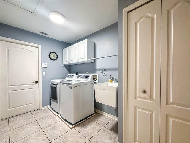 4116 SW 1st PL, Cape Coral, FL 33914