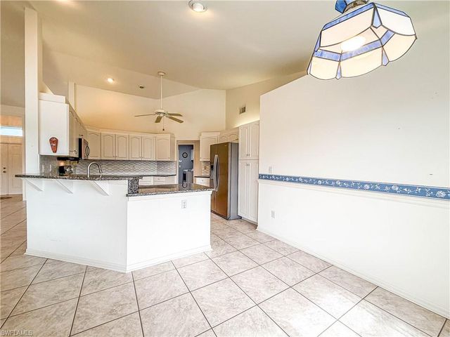 4116 SW 1st PL, Cape Coral, FL 33914