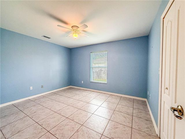 4116 SW 1st PL, Cape Coral, FL 33914