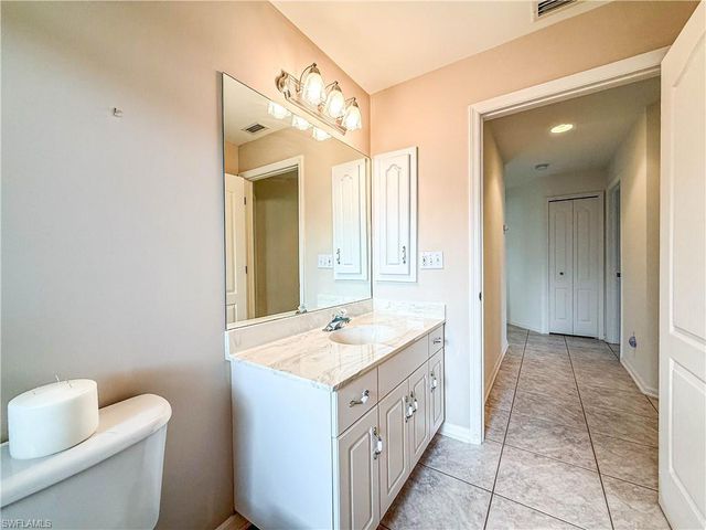 4116 SW 1st PL, Cape Coral, FL 33914