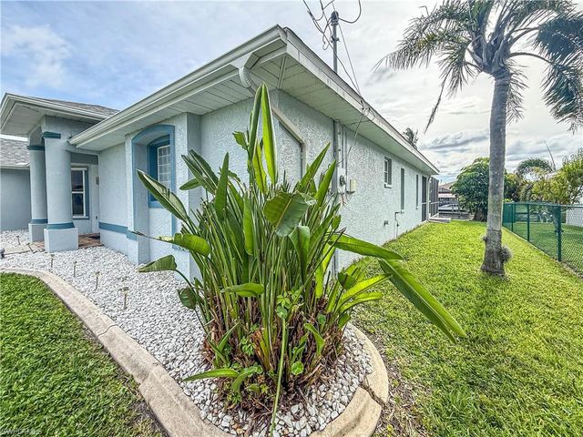 4116 SW 1st PL, Cape Coral, FL 33914