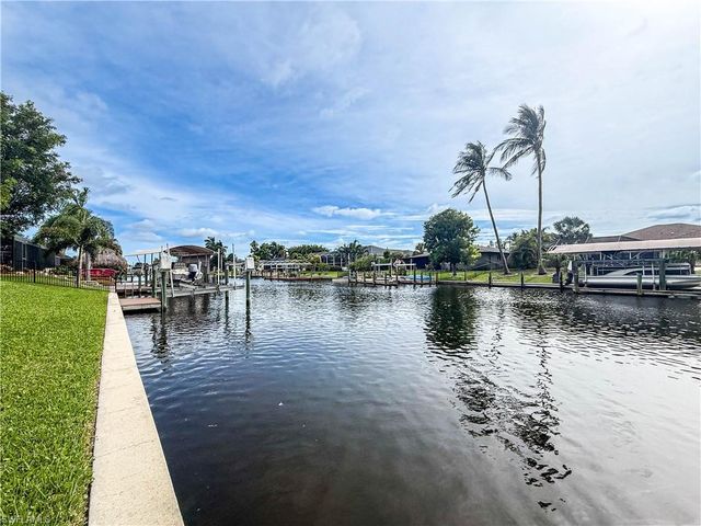 4116 SW 1st PL, Cape Coral, FL 33914