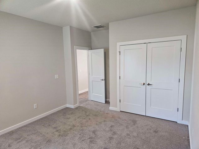 1017 N Forestview St, Wichita, KS 67235