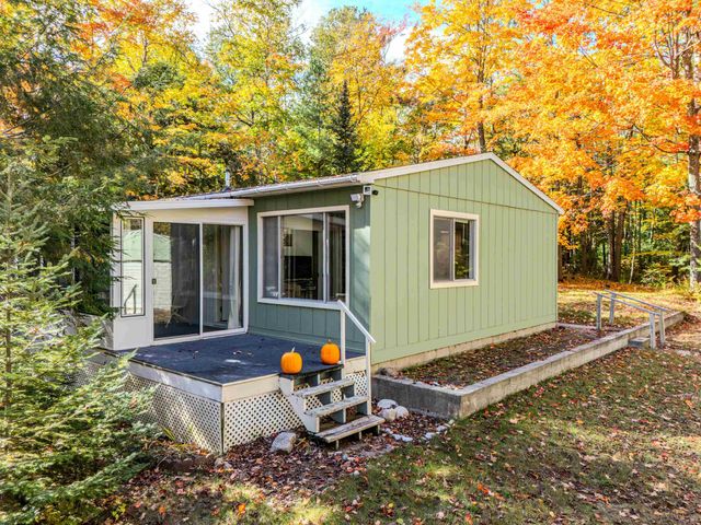 10835 N Shore Drive, Leelanau Twp, MI 49670