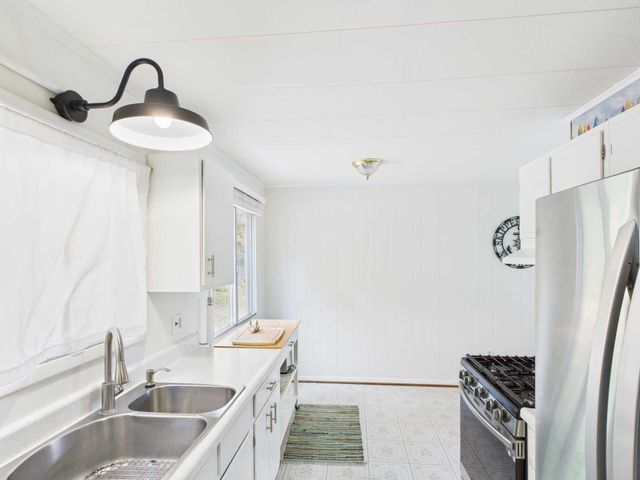 10835 N Shore Drive, Leelanau Twp, MI 49670