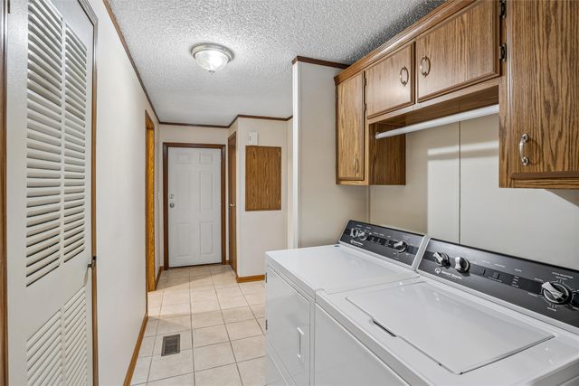 324 S Adair Street, Stuart, IA 50250