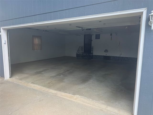 324 S Adair Street, Stuart, IA 50250