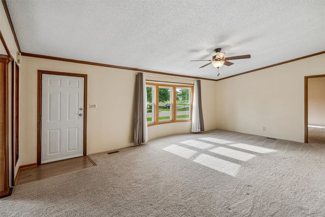 324 S Adair Street, Stuart, IA 50250