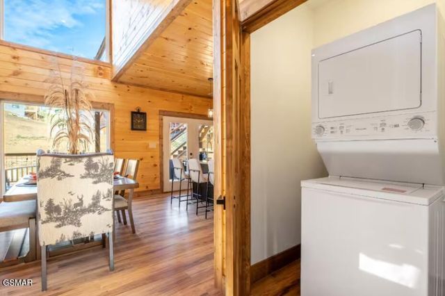 717 Bullwinkle Way, Sevierville, TN 37862