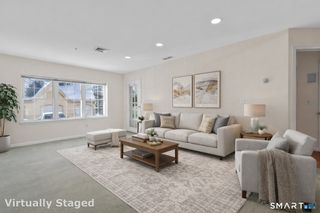 75 Washington Avenue 5-104, Hamden, CT 06518