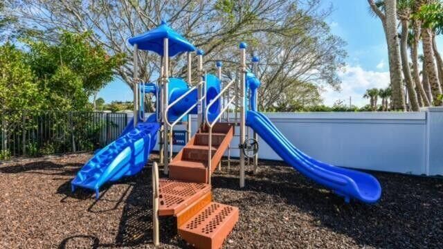 1807 Sanderling Drive, Deerfield Beach, FL 33442