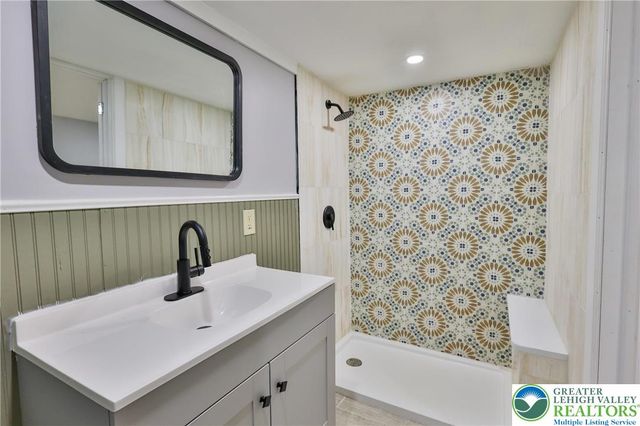 336 East Market Street, Bethlehem City, PA 18018