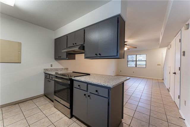 250 N Madison Street c, Siloam Springs, AR 72761