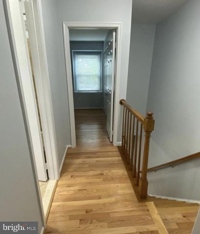 14447 FOUR CHIMNEY DR, Centreville, VA 20120