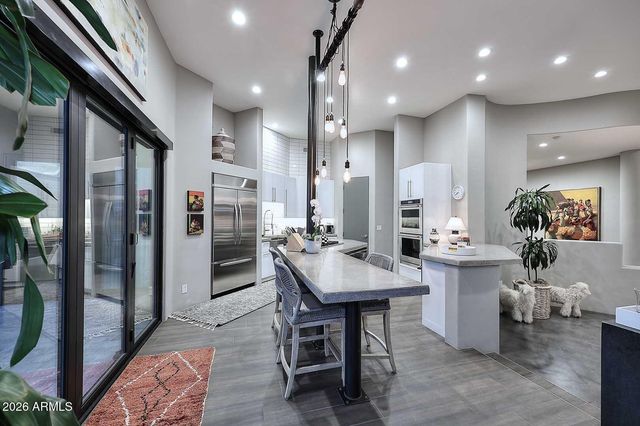 9637 E MARK Lane, Scottsdale, AZ 85262