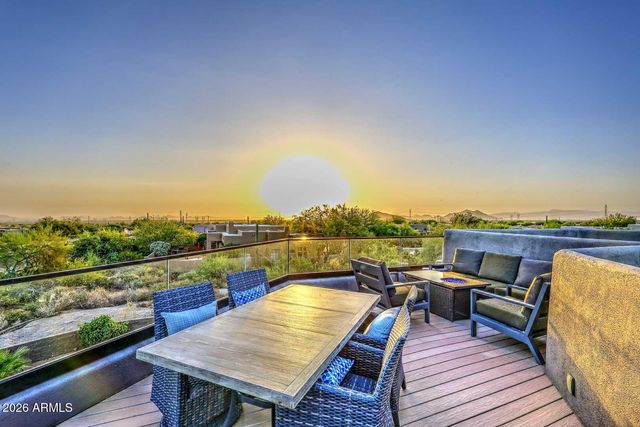 9637 E MARK Lane, Scottsdale, AZ 85262