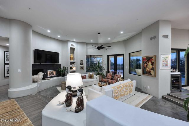 9637 E MARK Lane, Scottsdale, AZ 85262