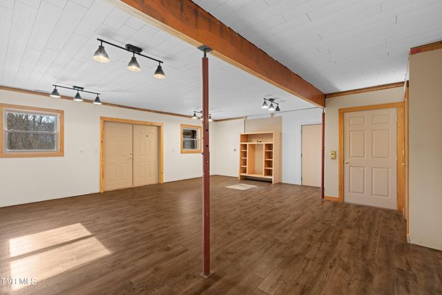 1231 Vardy Blackwater, Sneedville, TN 37869