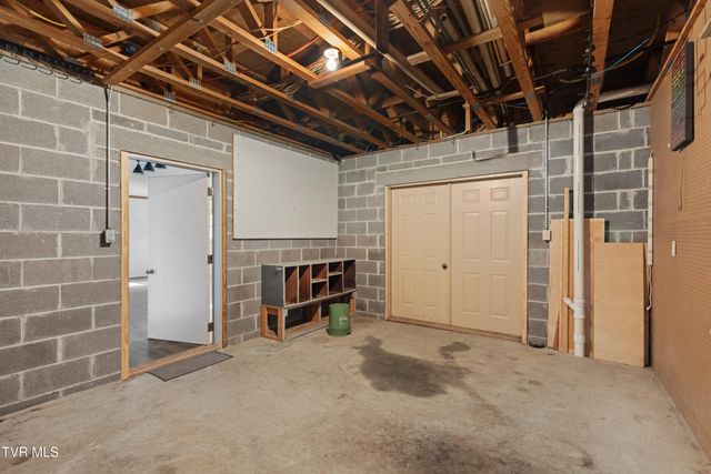 1231 Vardy Blackwater, Sneedville, TN 37869