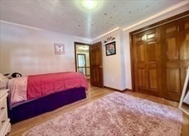 51 Wildwood Ln, Waltham, MA 02451