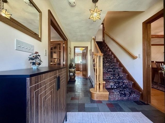 51 Wildwood Ln, Waltham, MA 02451