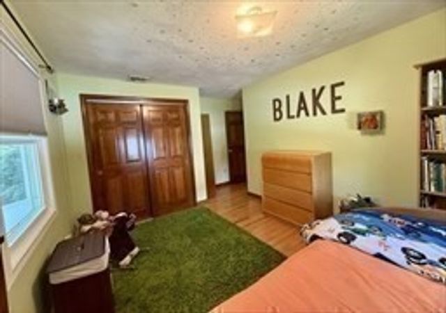 51 Wildwood Ln, Waltham, MA 02451