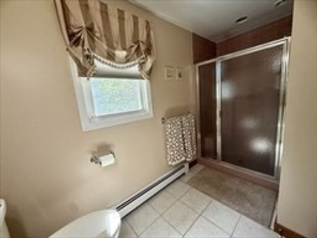 51 Wildwood Ln, Waltham, MA 02451