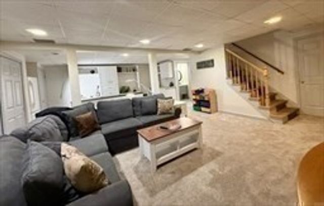 51 Wildwood Ln, Waltham, MA 02451