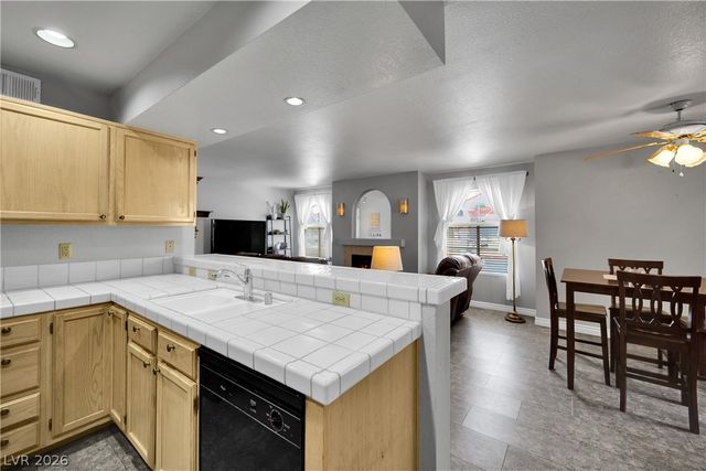 7570 West Flamingo Road 115, Las Vegas, NV 89147