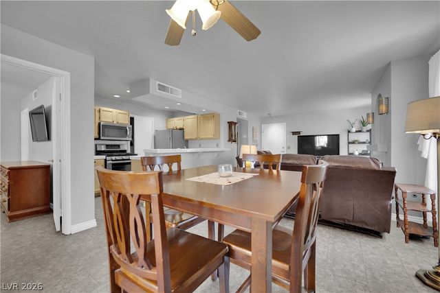 7570 West Flamingo Road 115, Las Vegas, NV 89147