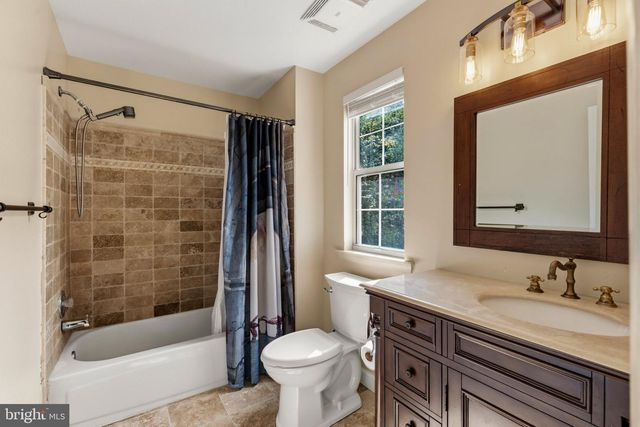 10344 ROYAL WOODS CT, Montgomery Village, MD 20886