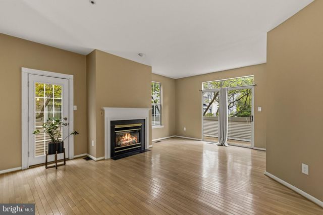10344 ROYAL WOODS CT, Montgomery Village, MD 20886