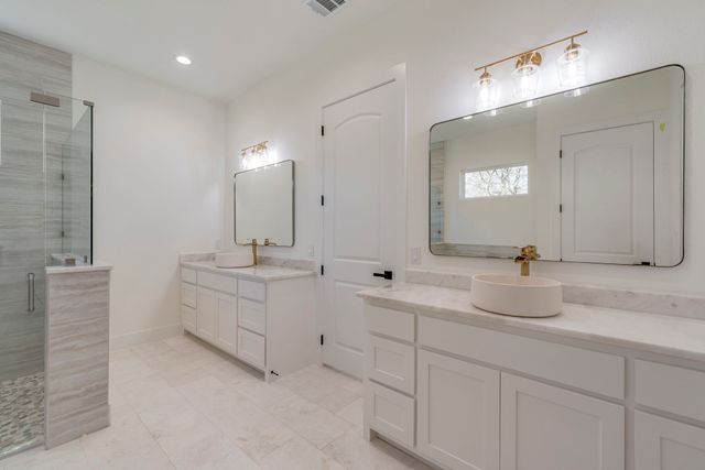 570 Hampel, Palmer, TX 75152