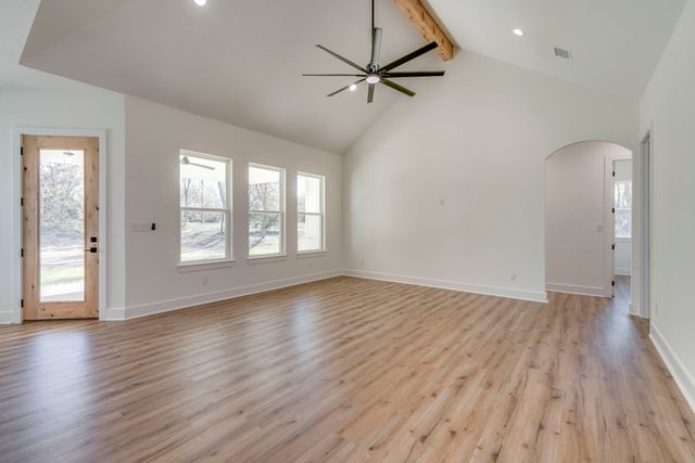 570 Hampel, Palmer, TX 75152