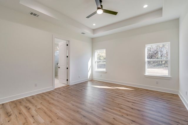 570 Hampel, Palmer, TX 75152