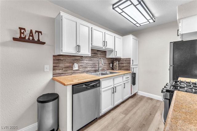 3318 North Decatur Boulevard 2083, Las Vegas, NV 89130