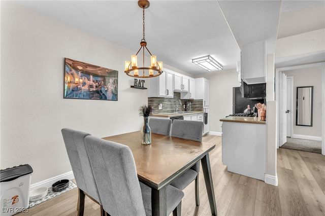 3318 North Decatur Boulevard 2083, Las Vegas, NV 89130