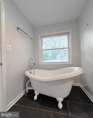 44939 SHORE DR, Tall Timbers, MD 20690